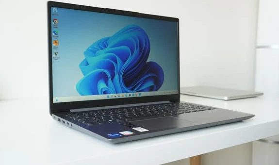 laptop for cricut design space